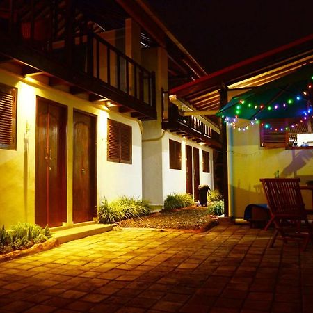 Capung Guesthouse 짐바란 외부 사진