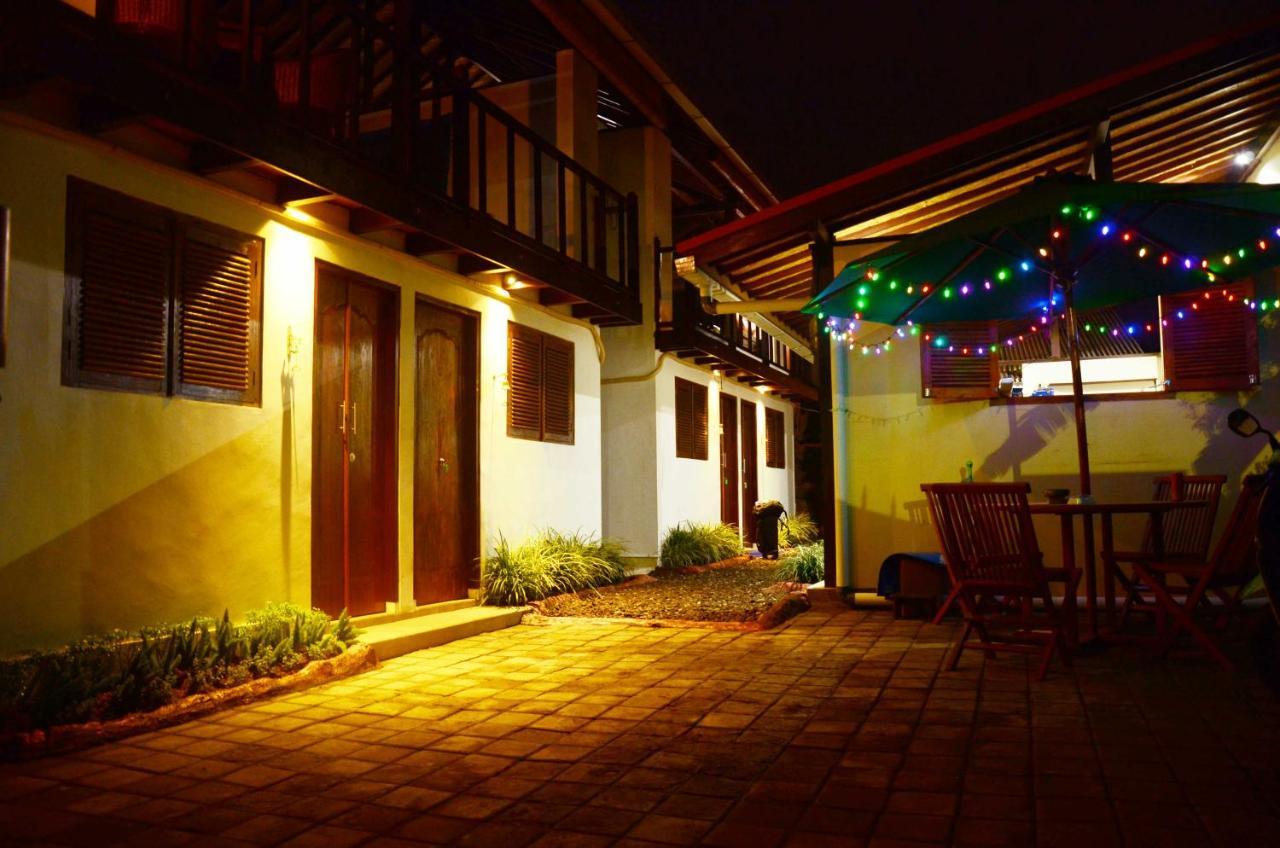 Capung Guesthouse 짐바란 외부 사진